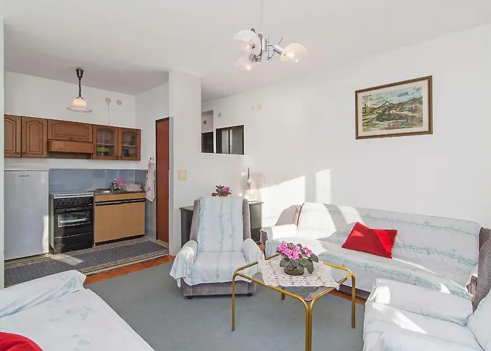 Franko 234 Guest house 3*