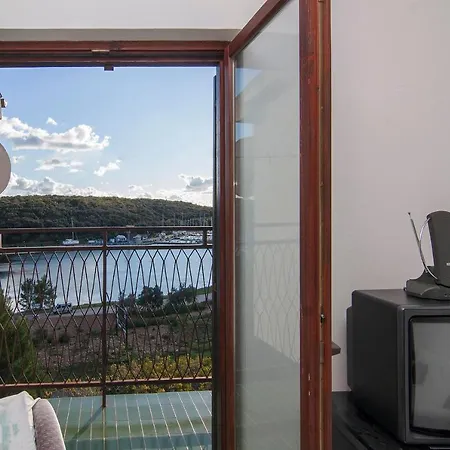 Franko 234 Pensionat Pula