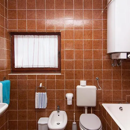 弗兰科234号公寓式酒店 招待所 普拉